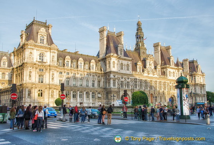 Paris City Hall (Hôtel de Ville)